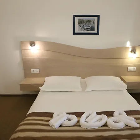 Scala Couette-café 4*