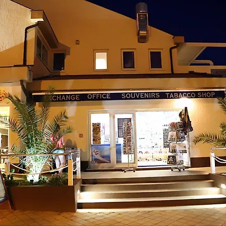 Scala 4* فوديس