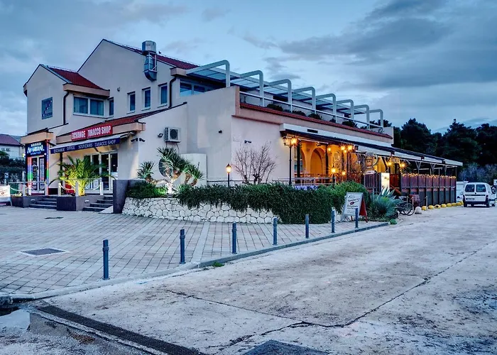 Scala Alojamento de Acomodação e Pequeno-almoço Vodice